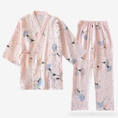 une veste pyjama kimon femme en coton et un pantalon blanc